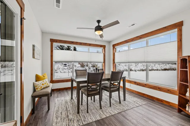 $415,000 | 2866 Coventry Circle, River Falls, WI 54022