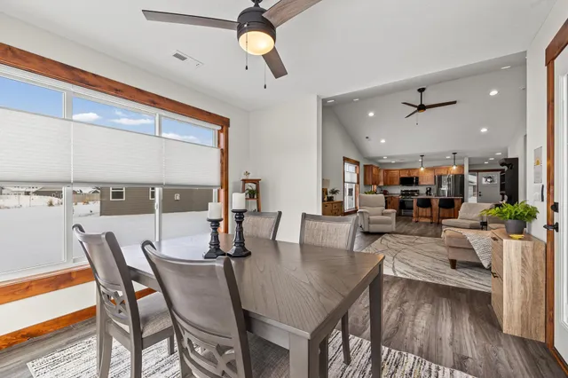 $415,000 | 2866 Coventry Circle, River Falls, WI 54022