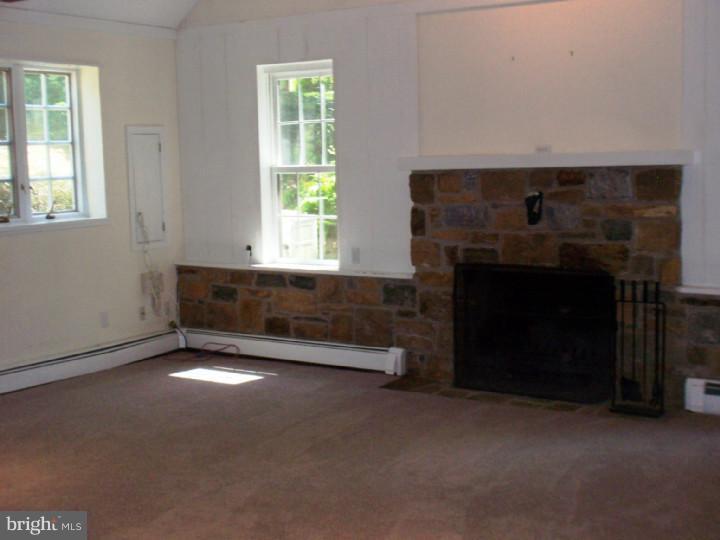 478 Darlington Road Media, PA 19063 - Photo 8 of 24 Family Room