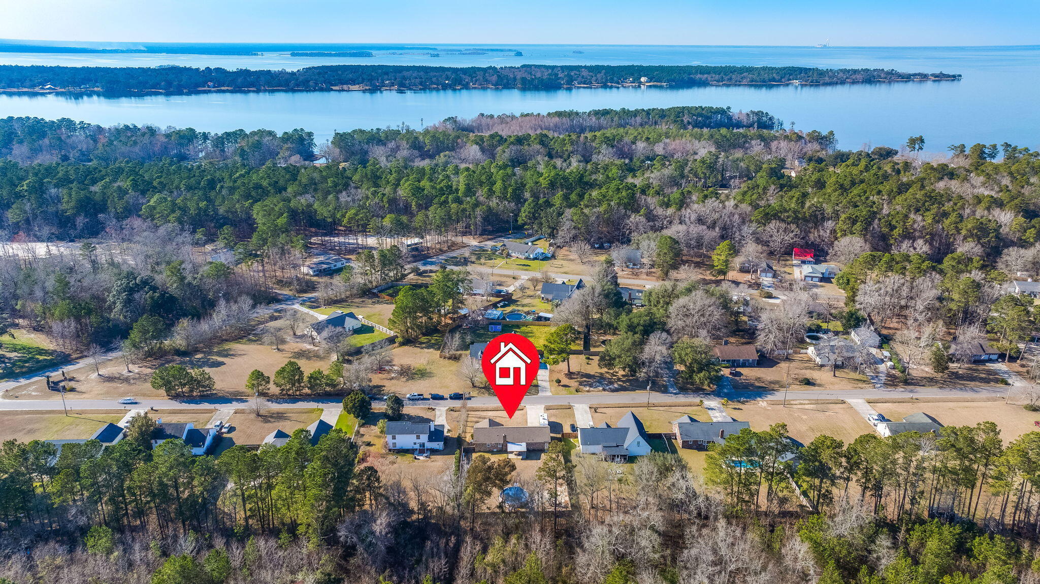 112 Lois Circle Moncks Corner, SC 29461 - Photo 4 of 36 Lake proximity!