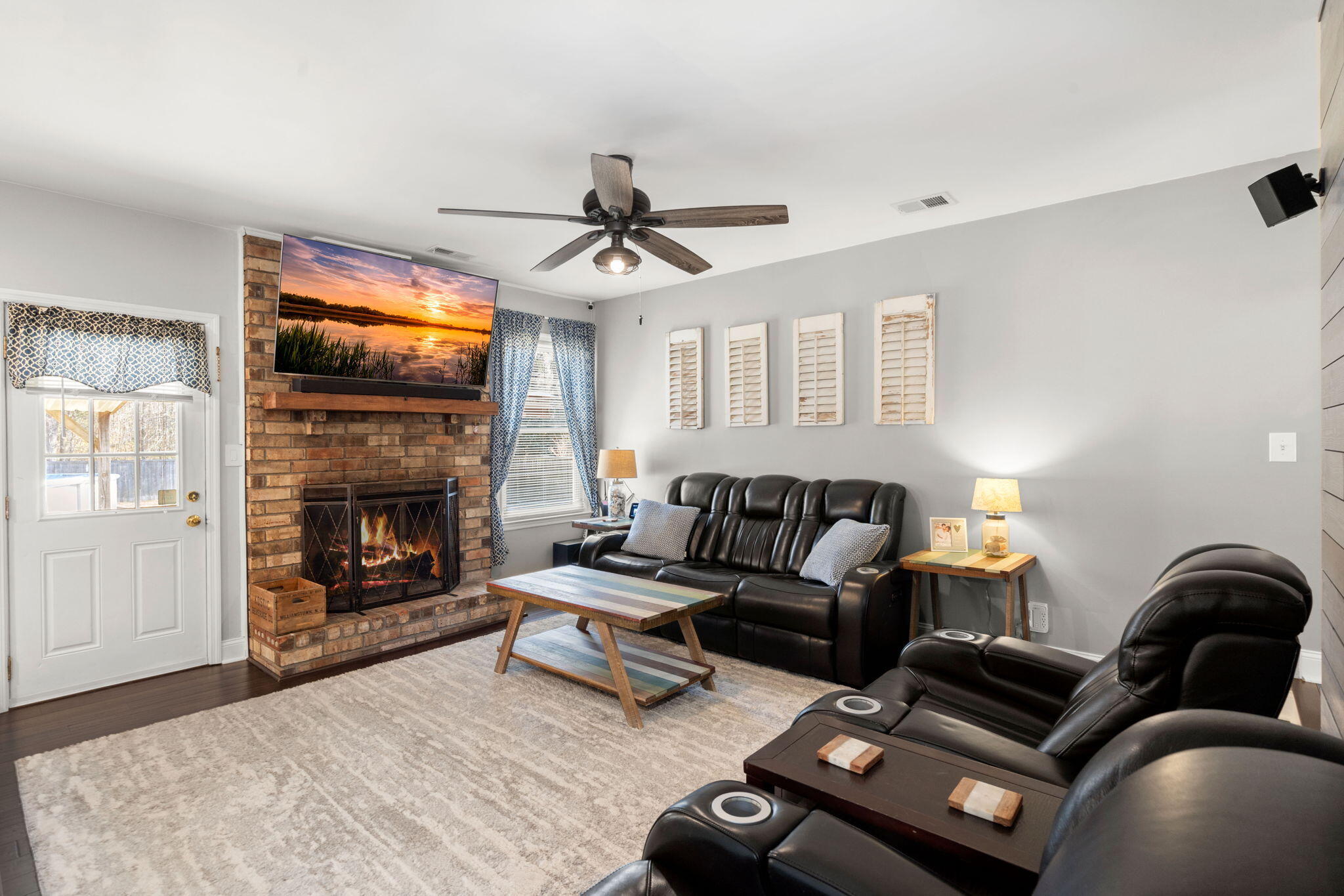 112 Lois Circle Moncks Corner, SC 29461 - Photo 7 of 36 Living room!