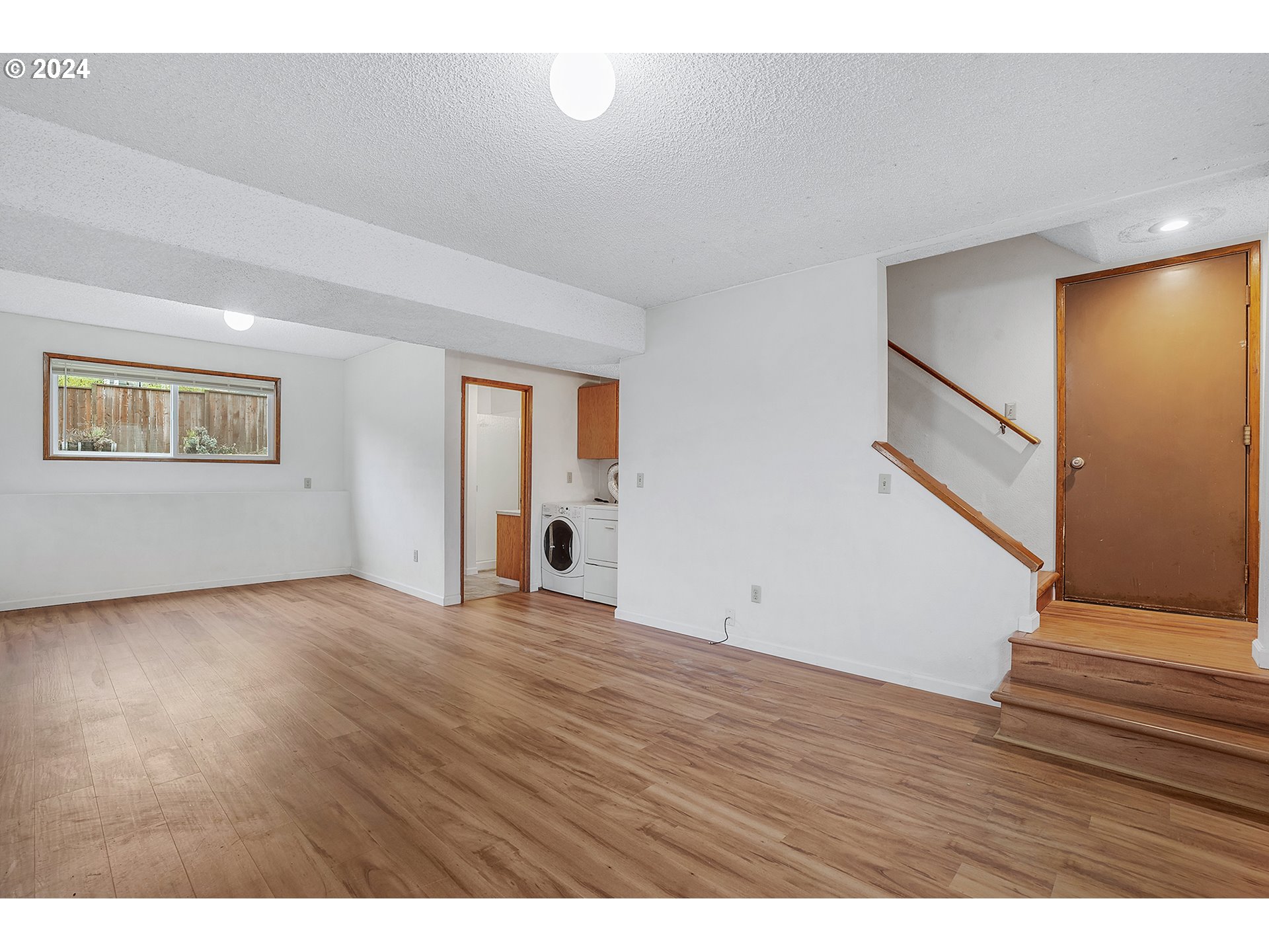 3927 Southeast Rural Street Portland, OR 97202 - Photo 32 of 41 Family Room