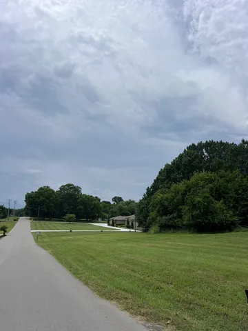 $164,900 | 14 Lake Forest Drive, Mount Juliet, TN 37122