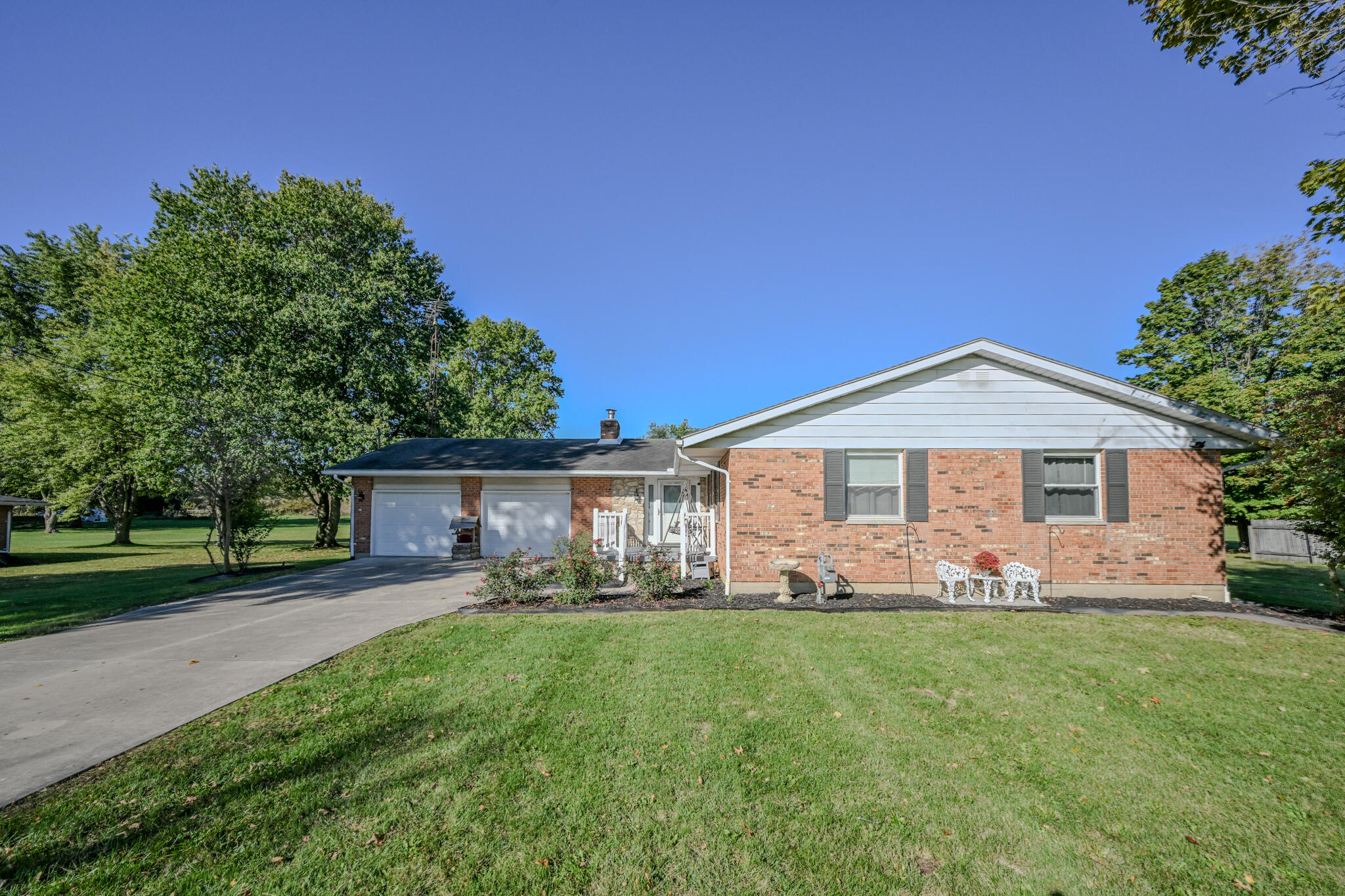 5763 Twitchell Road Springfield, OH 45502 - Photo 4 of 43