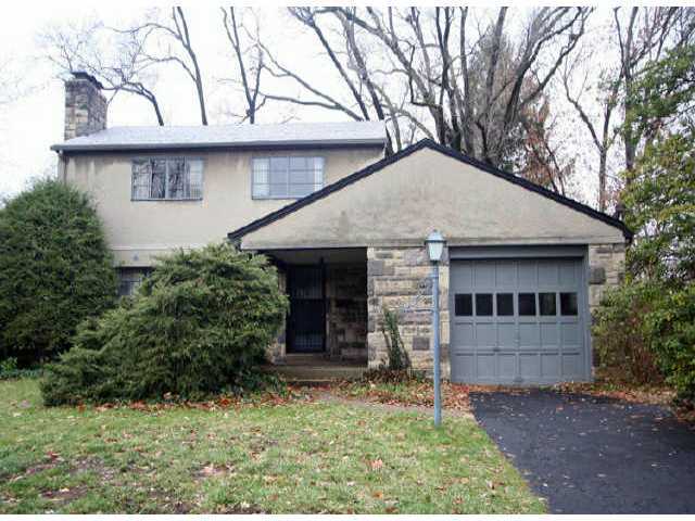2545 Chester Road Upper Arlington, OH 43221 - Photo 1 of 9 Gallery Image 1