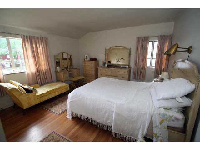 2545 Chester Road Upper Arlington, OH 43221 - Photo 5 of 9 Gallery Image 5