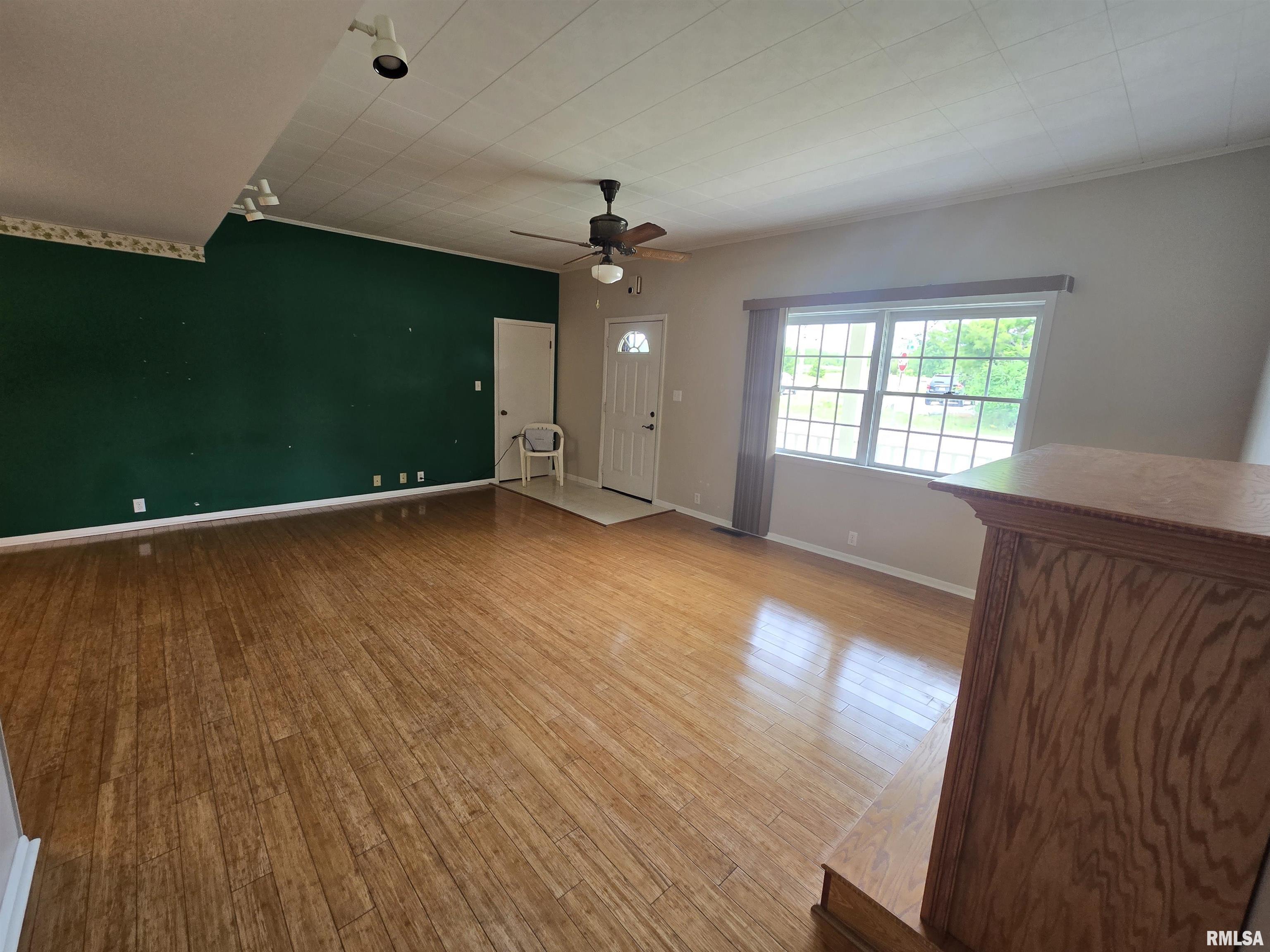 108 School Street Washington, IL 61571 - Photo 8 of 62