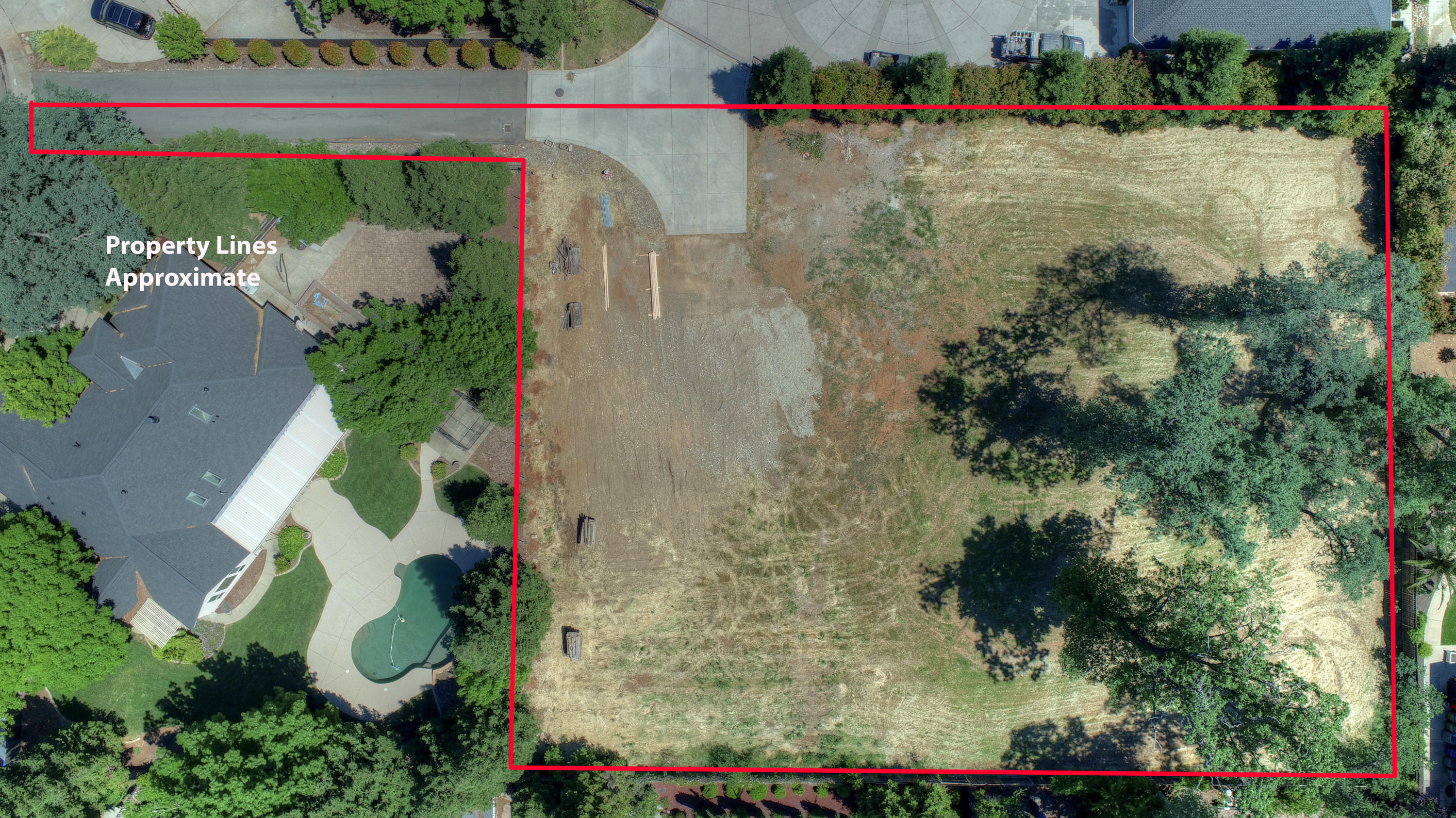 2697 La Rinconada Place Redding, CA 96002 - Photo 3 of 18 2697 La Rinconada Pl
