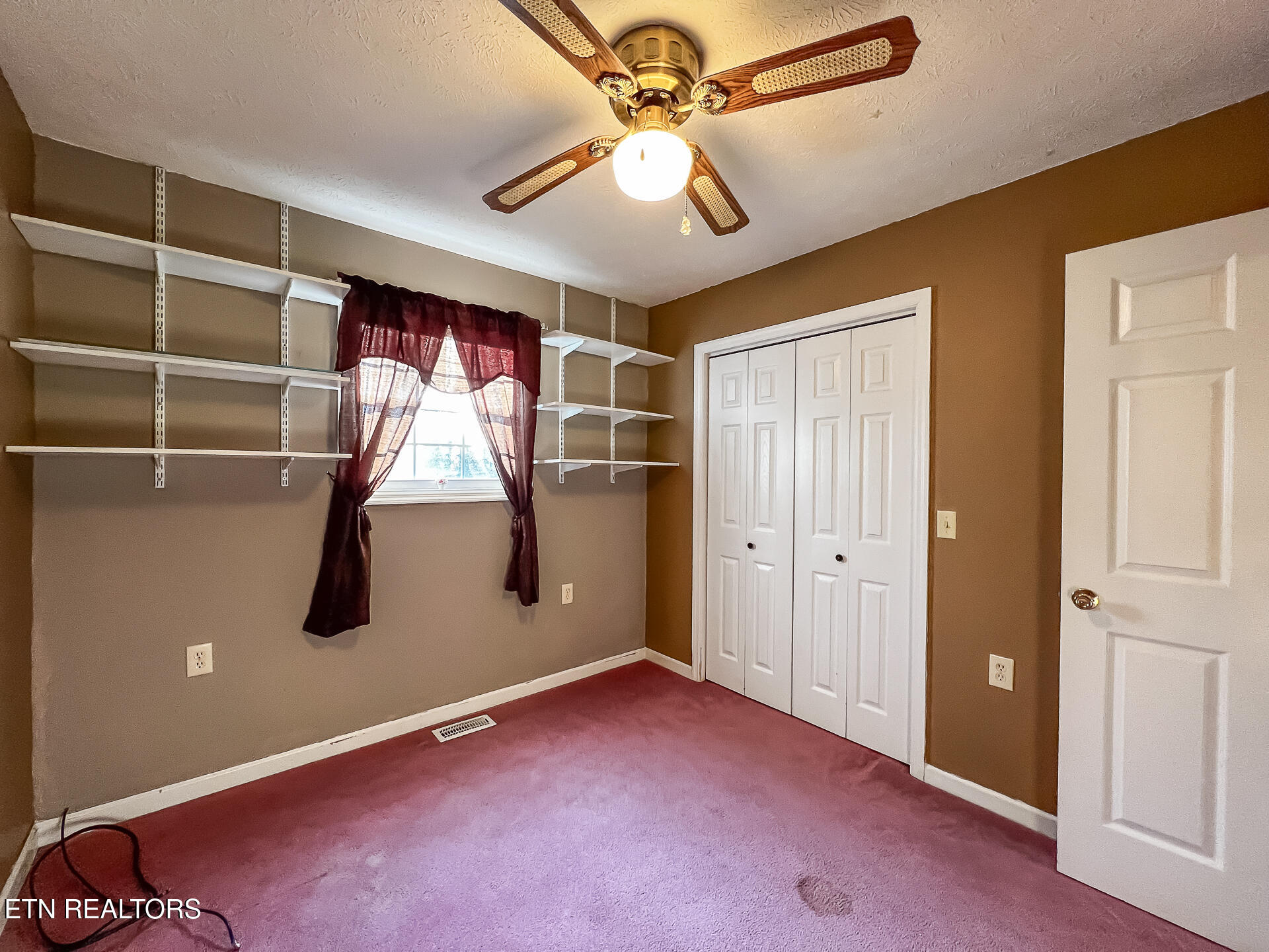 1305 Pin Hook Road Spring City, TN 37381 - Photo 36 of 57 1305 Pin Hook Road -54