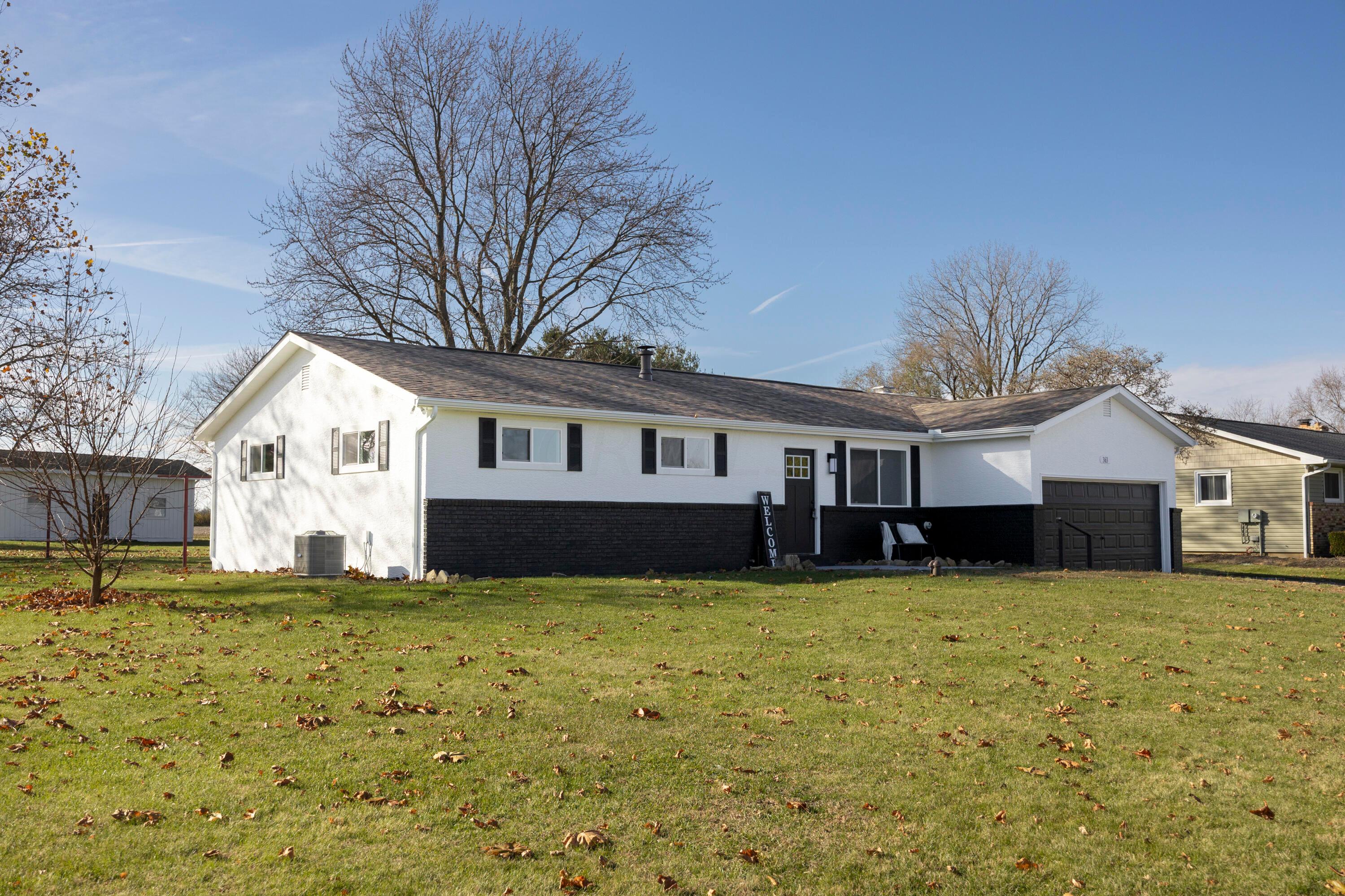 363 Amity Road Galloway, OH 43119 - Photo 2 of 42 363 Amity Rd_47