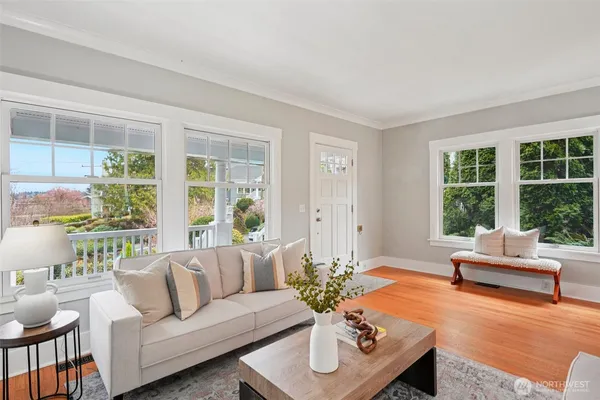 $1,350,000 | 3141 Broadway East, Seattle, WA 98102