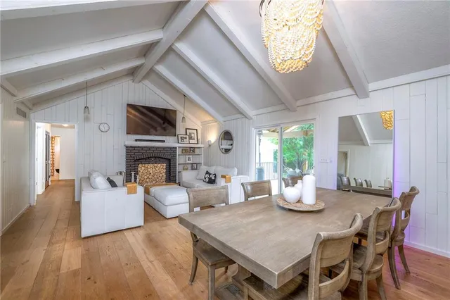 $500,000 | 10501 Sagamore Road, Leawood, KS 66206