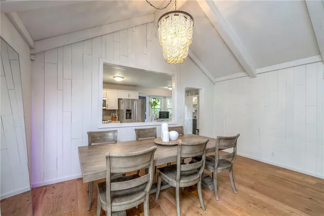 $500,000 | 10501 Sagamore Road, Leawood, KS 66206