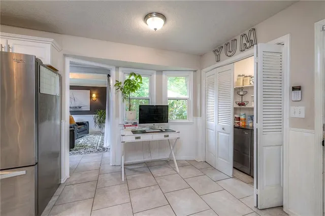 $500,000 | 10501 Sagamore Road, Leawood, KS 66206