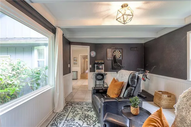 $500,000 | 10501 Sagamore Road, Leawood, KS 66206