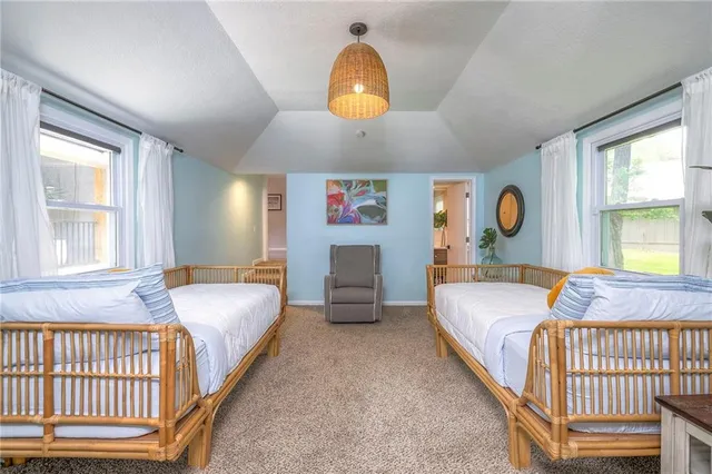 $500,000 | 10501 Sagamore Road, Leawood, KS 66206