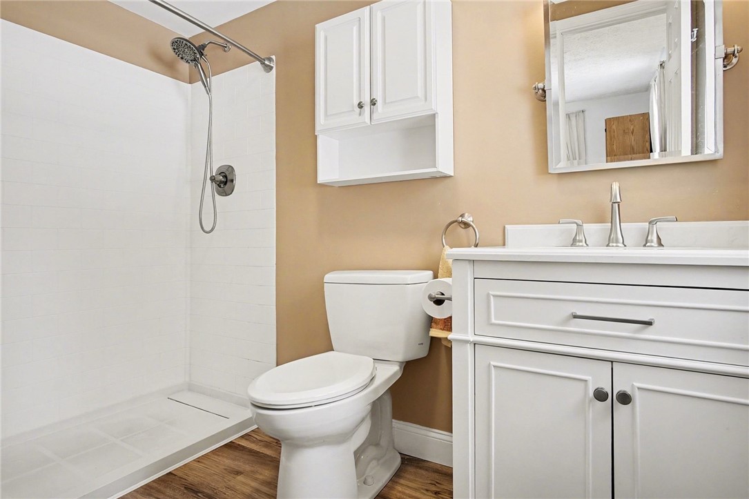 660 List Avenue Irondequoit, NY 14617 - Photo 10 of 22