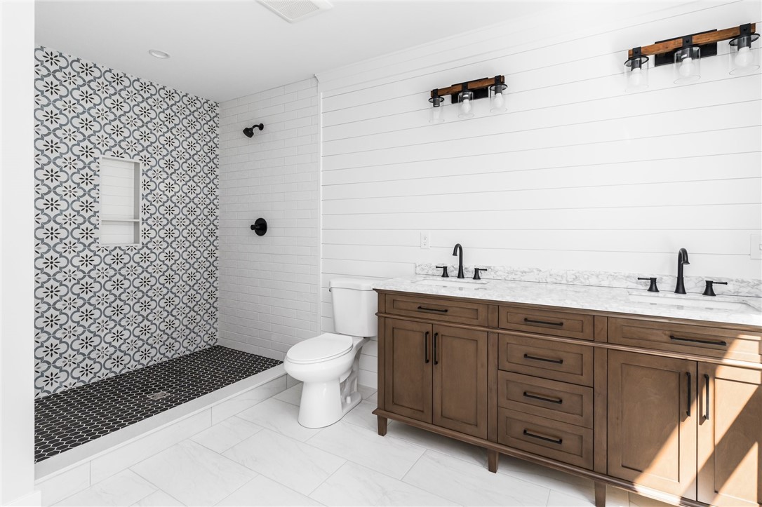 55 Woody Hill Road Hopkinton, RI 02832 - Photo 23 of 29 Gallery Image 23