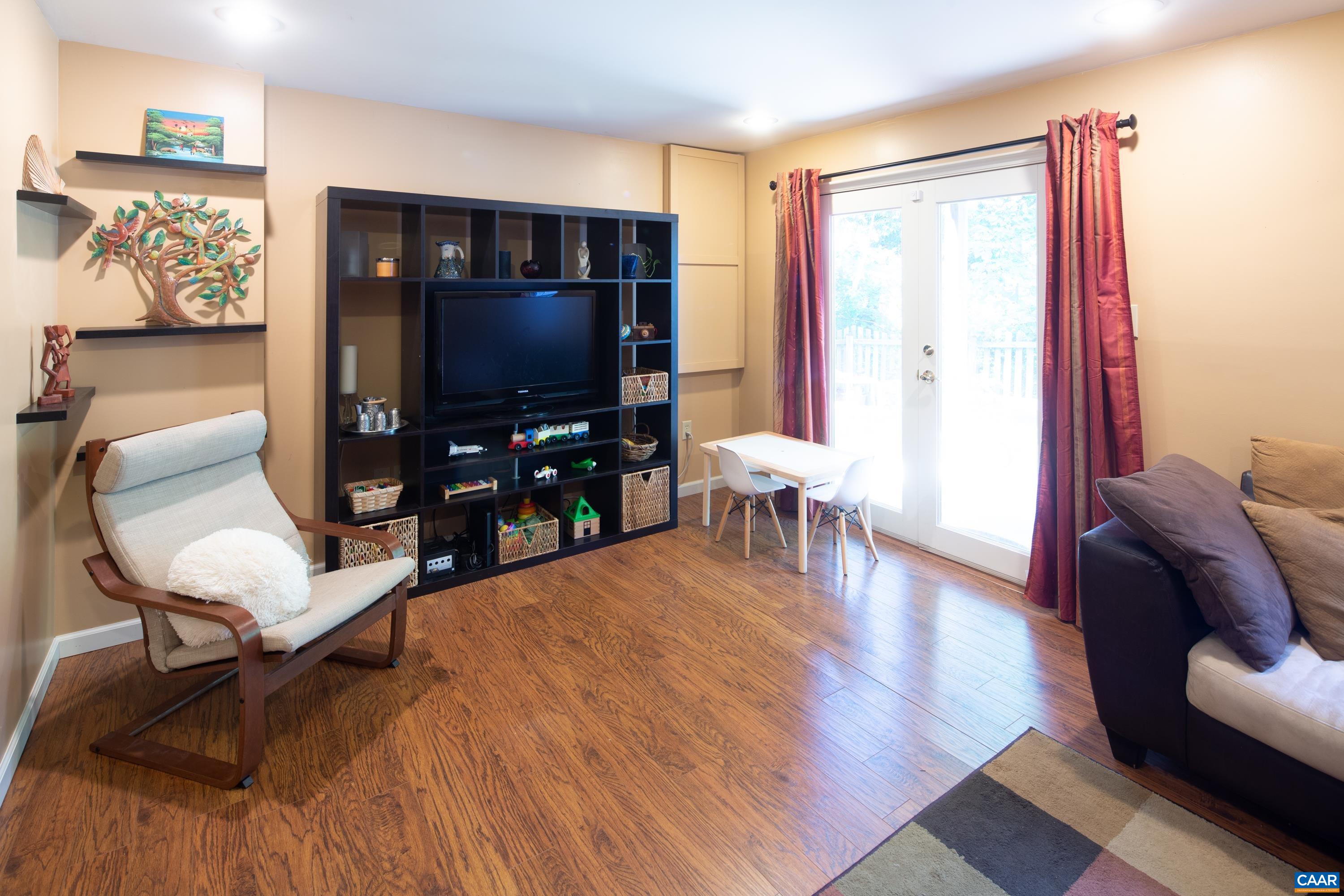 426 Riverside Avenue Charlottesville, VA 22902 - Photo 35 of 37 Gallery Image 35