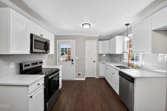 $319,900 | 518 East 3rd Street, Wendell, NC 27591