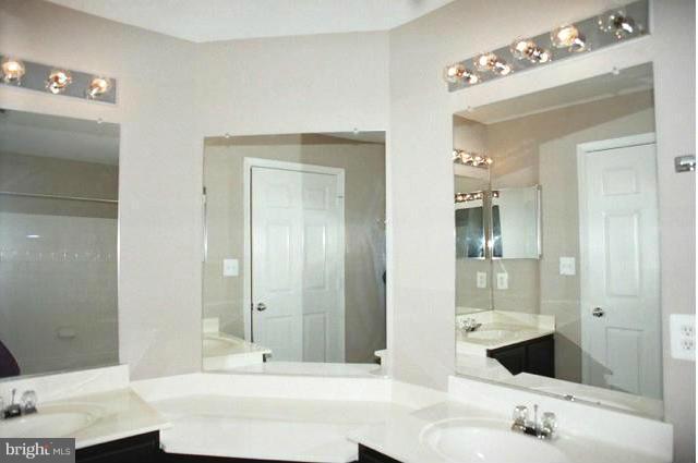 11401 Gate Hill Place, Unit K 72 Reston, VA 20194 - Photo 27 of 30 Bath