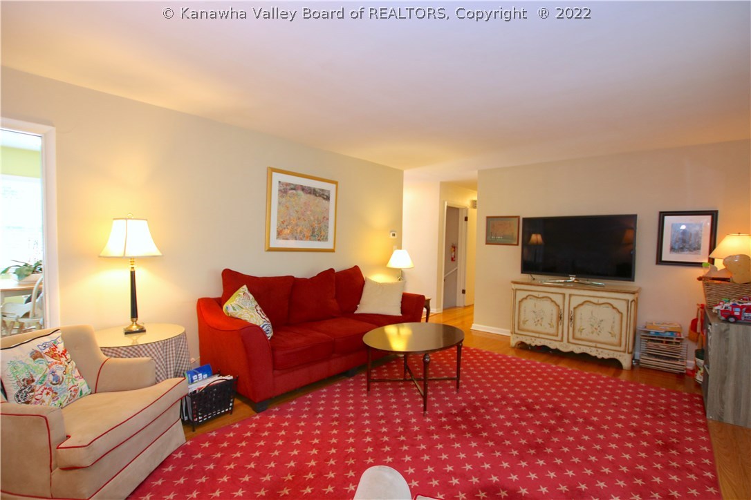 511 Spotswood Road Charleston, WV 25303 - Photo 11 of 29 Gallery Image 11