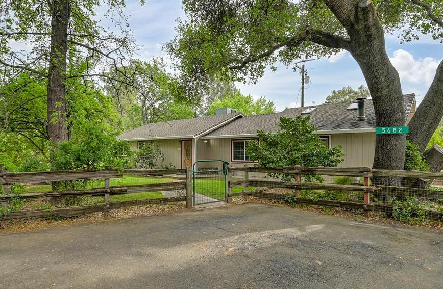 5682 Virginiatown Road Newcastle, CA 95658 - Photo 3 of 56