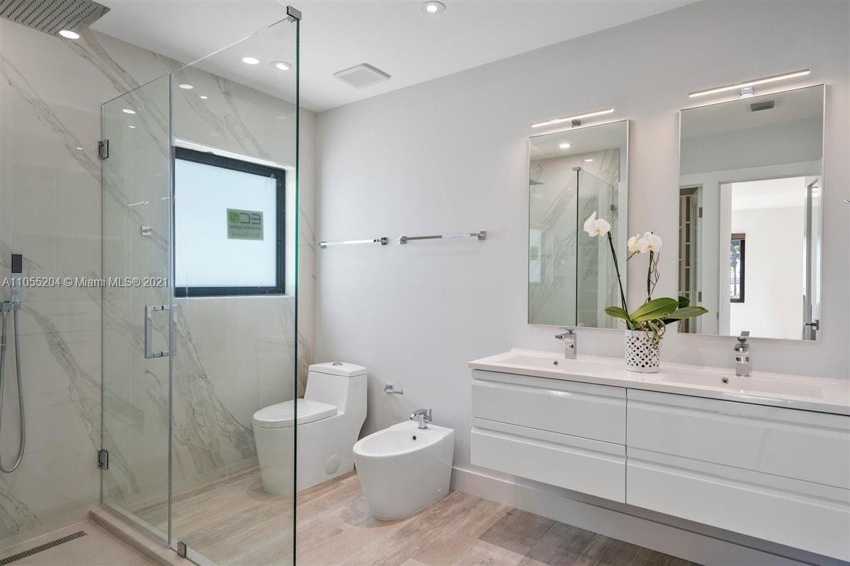 4167 Palm Lane Miami, FL 33137 - Photo 28 of 49