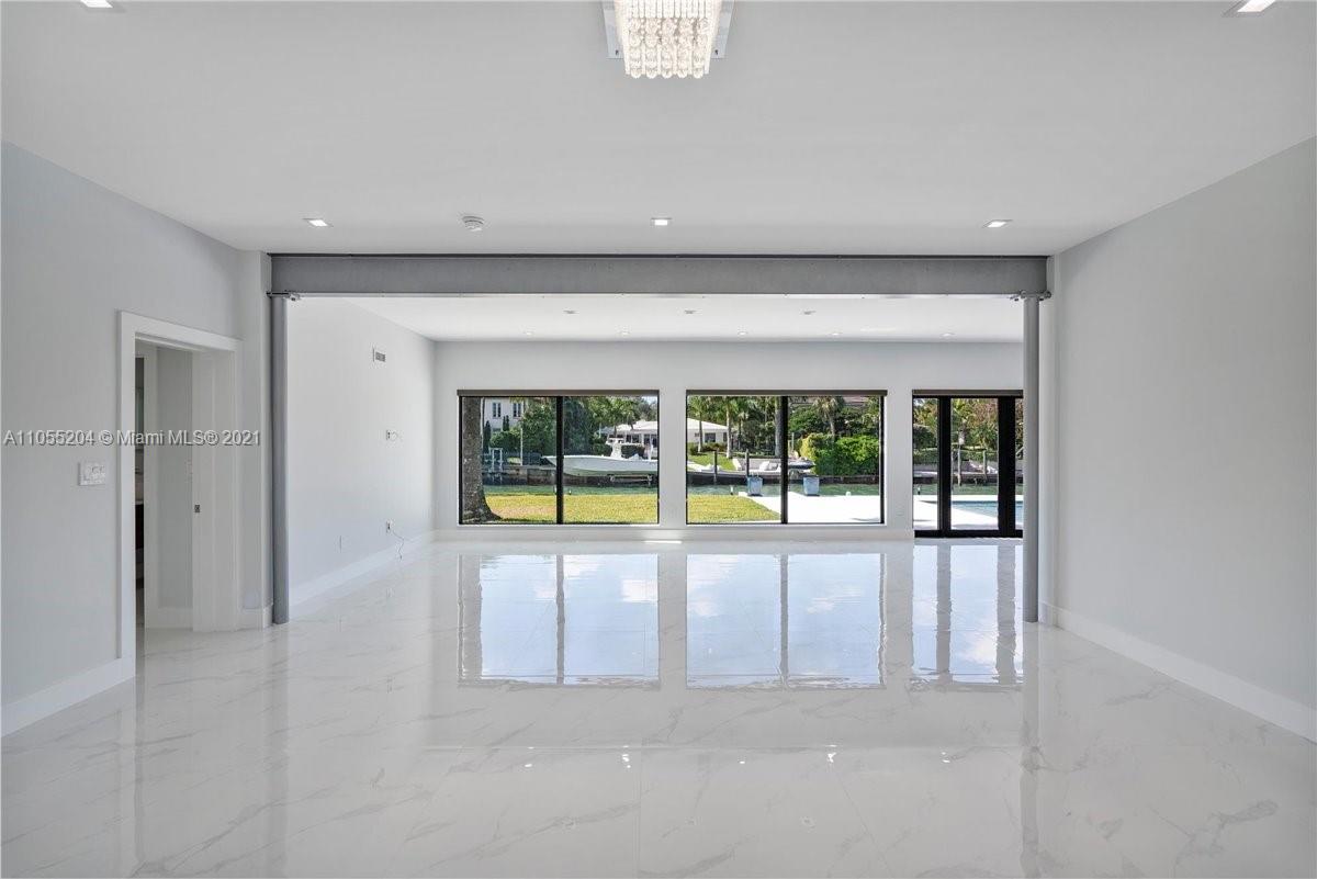 4167 Palm Lane Miami, FL 33137 - Photo 6 of 49