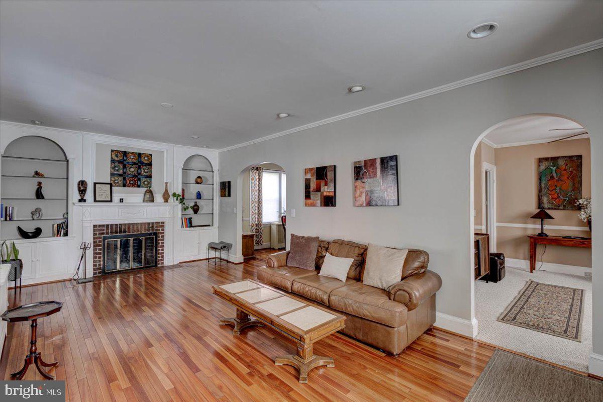 3605 Edgewood Road Baltimore, MD 21215 - Photo 4 of 29 Gallery Image 4