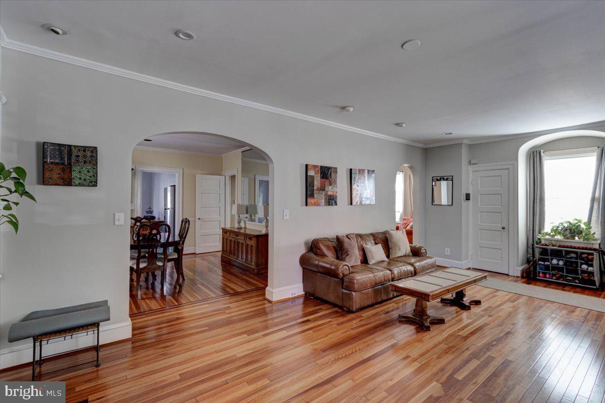 3605 Edgewood Road Baltimore, MD 21215 - Photo 6 of 29 Gallery Image 6