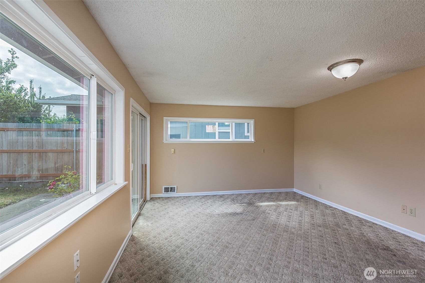 717 East Spruce Street Sequim, WA 98382 - Photo 18 of 40