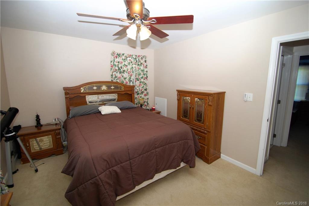 2920 Starnes Road Charlotte, NC 28214 - Photo 19 of 34 Gallery Image 19