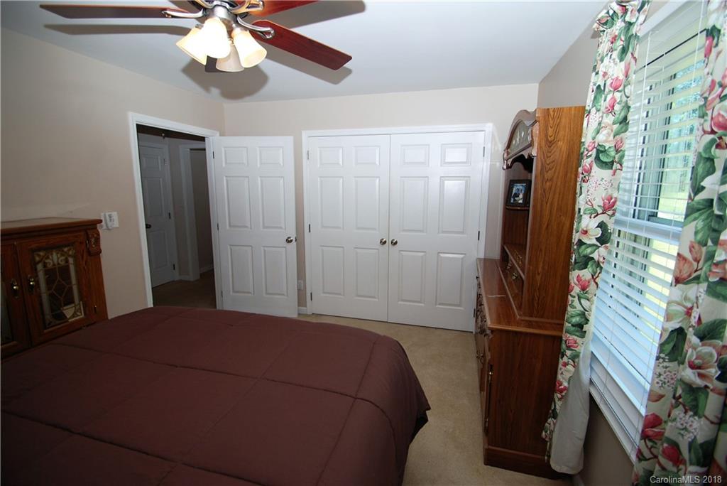 2920 Starnes Road Charlotte, NC 28214 - Photo 20 of 34 Gallery Image 20