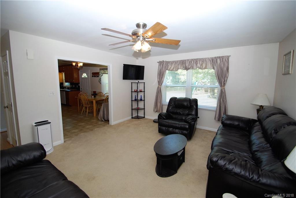 2920 Starnes Road Charlotte, NC 28214 - Photo 4 of 34 Gallery Image 4