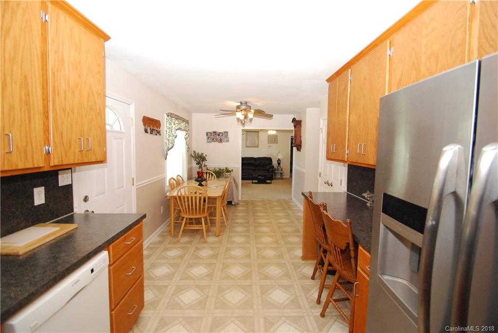 2920 Starnes Road Charlotte, NC 28214 - Photo 9 of 34 Gallery Image 9