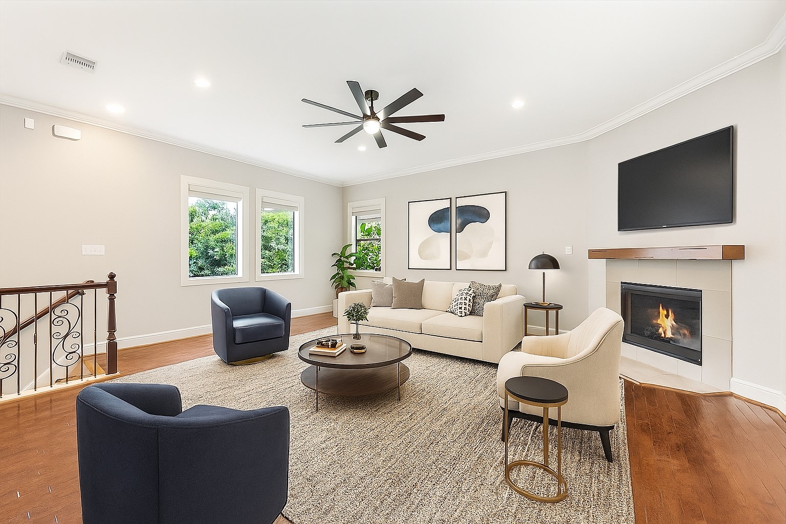 1512 Thompson Street, Unit 3 Houston, TX 77007 - Photo 2 of 32 Virtually staged living room.