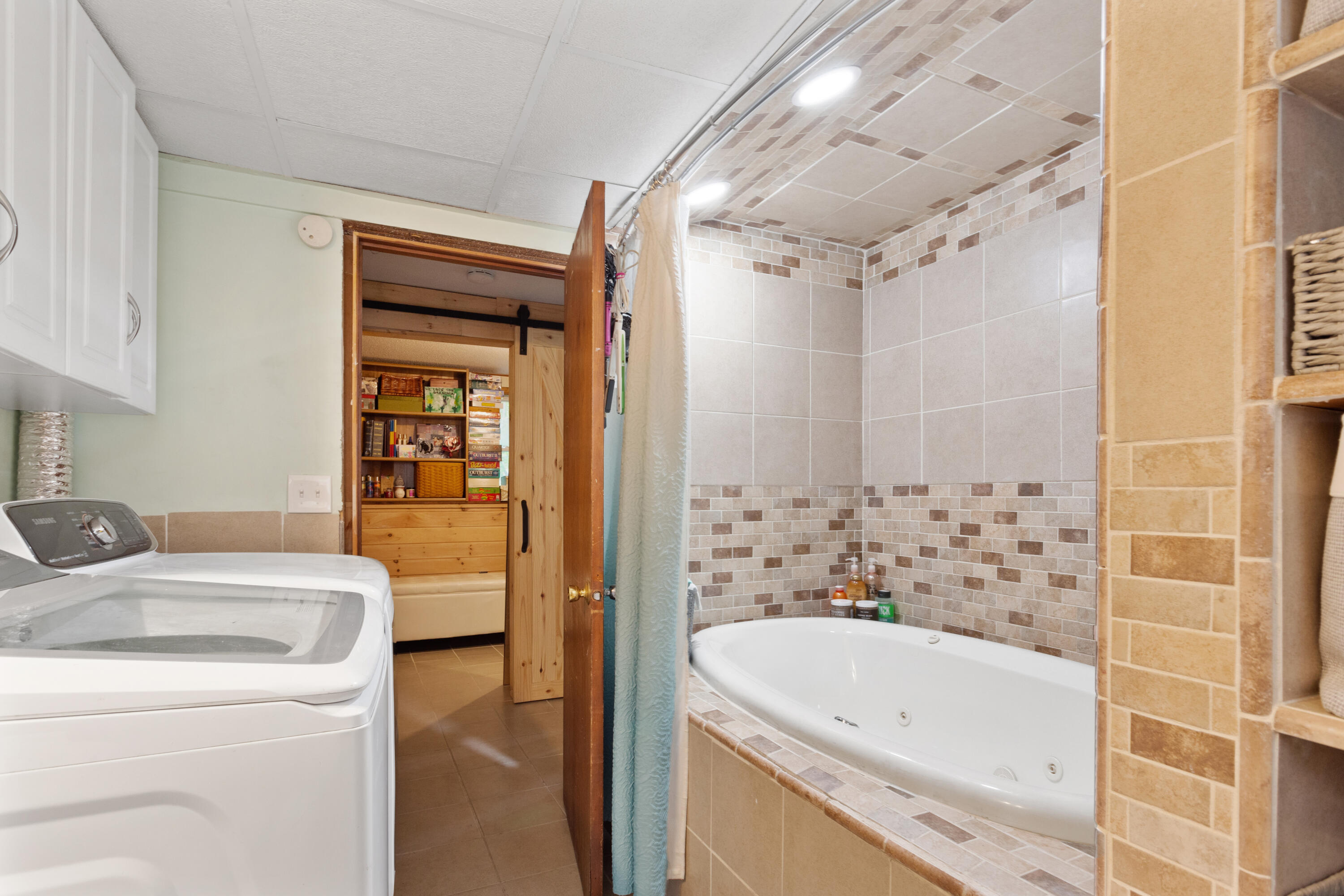 779 Dover Road Charleston, ME 04422 - Photo 27 of 36 Master en-suite w/laundry hookups