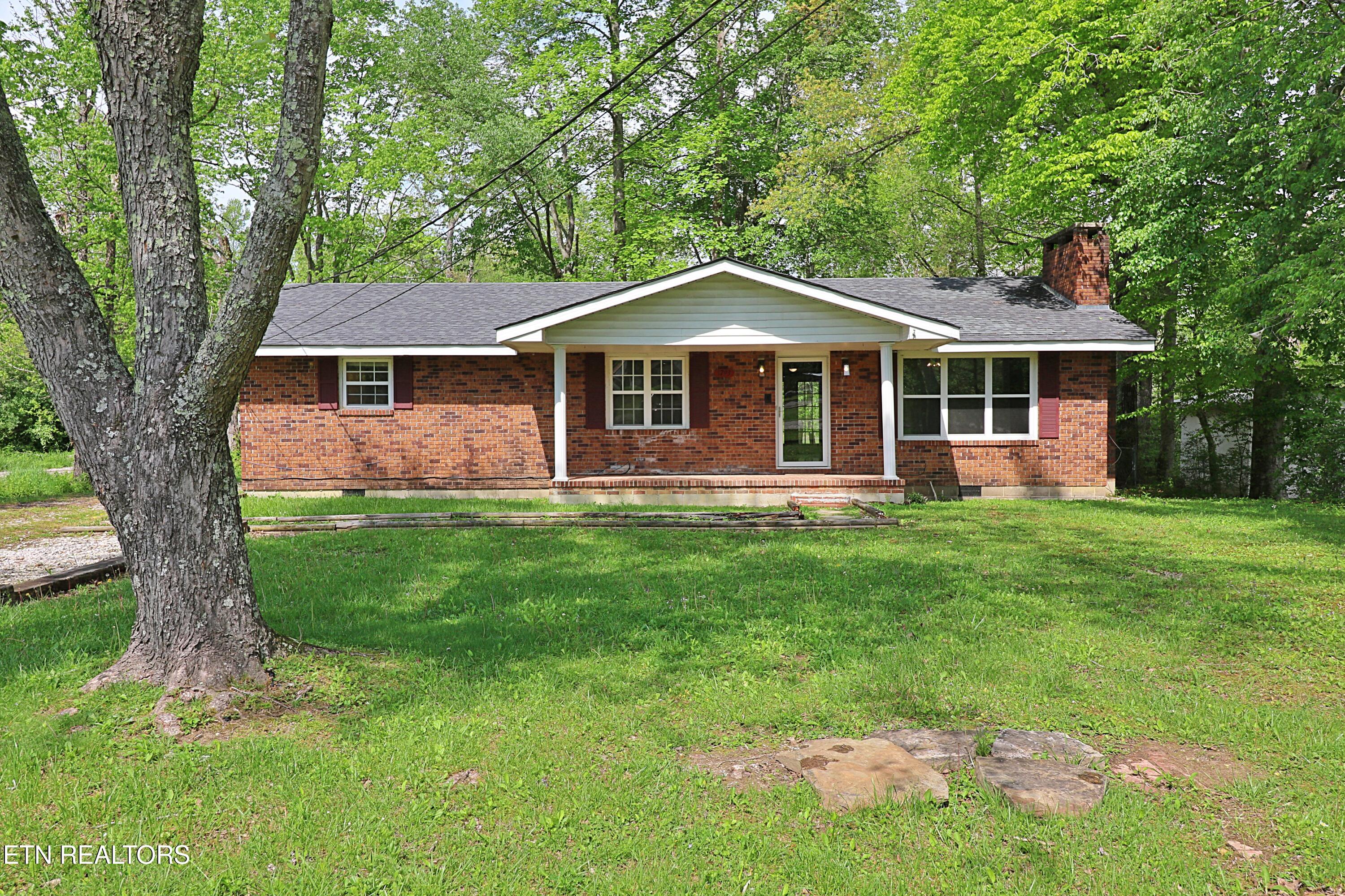 1793 Jeffers Road Huntsville, TN 37756 - Photo 1 of 48 094A0721
