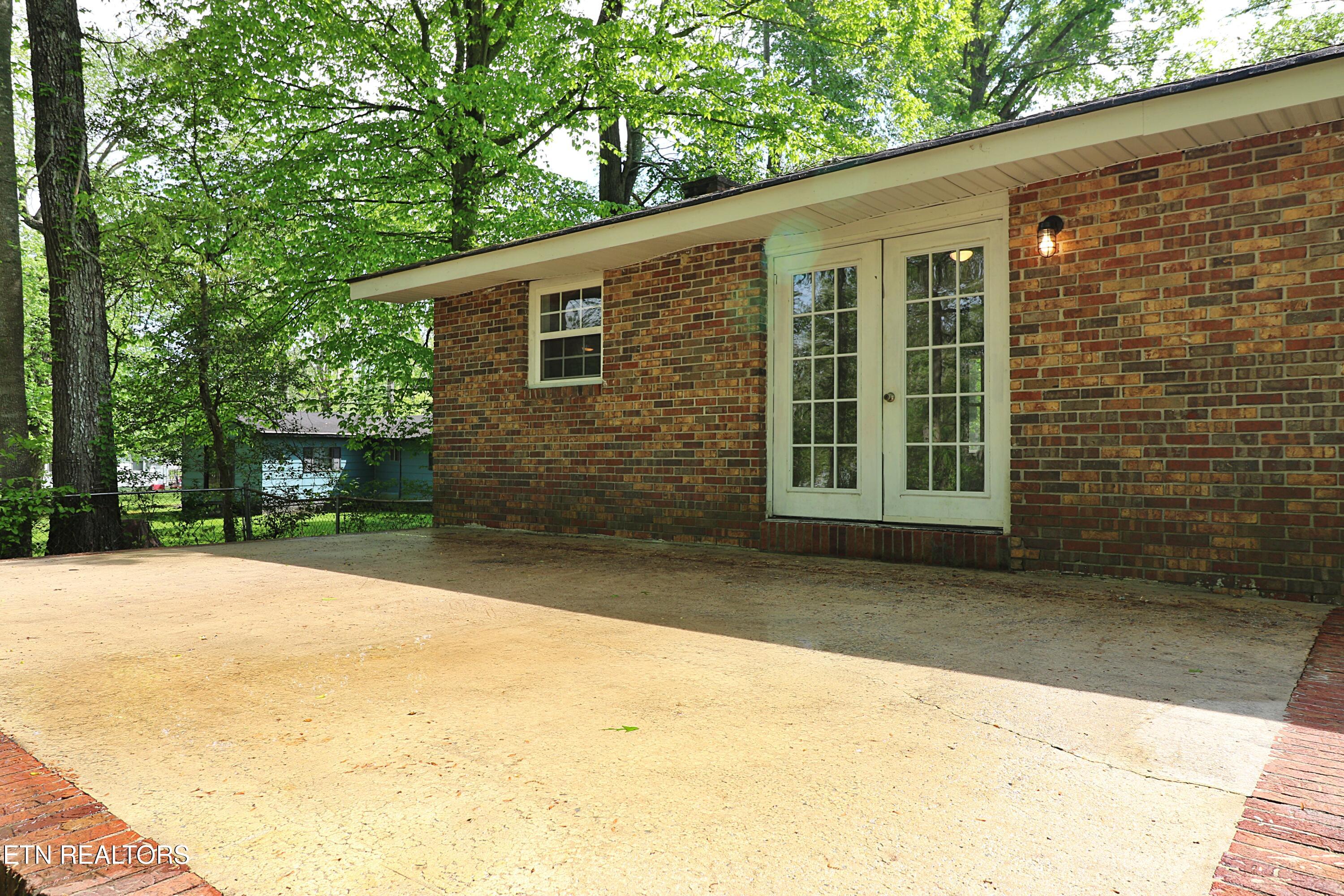 1793 Jeffers Road Huntsville, TN 37756 - Photo 14 of 48 094A0737