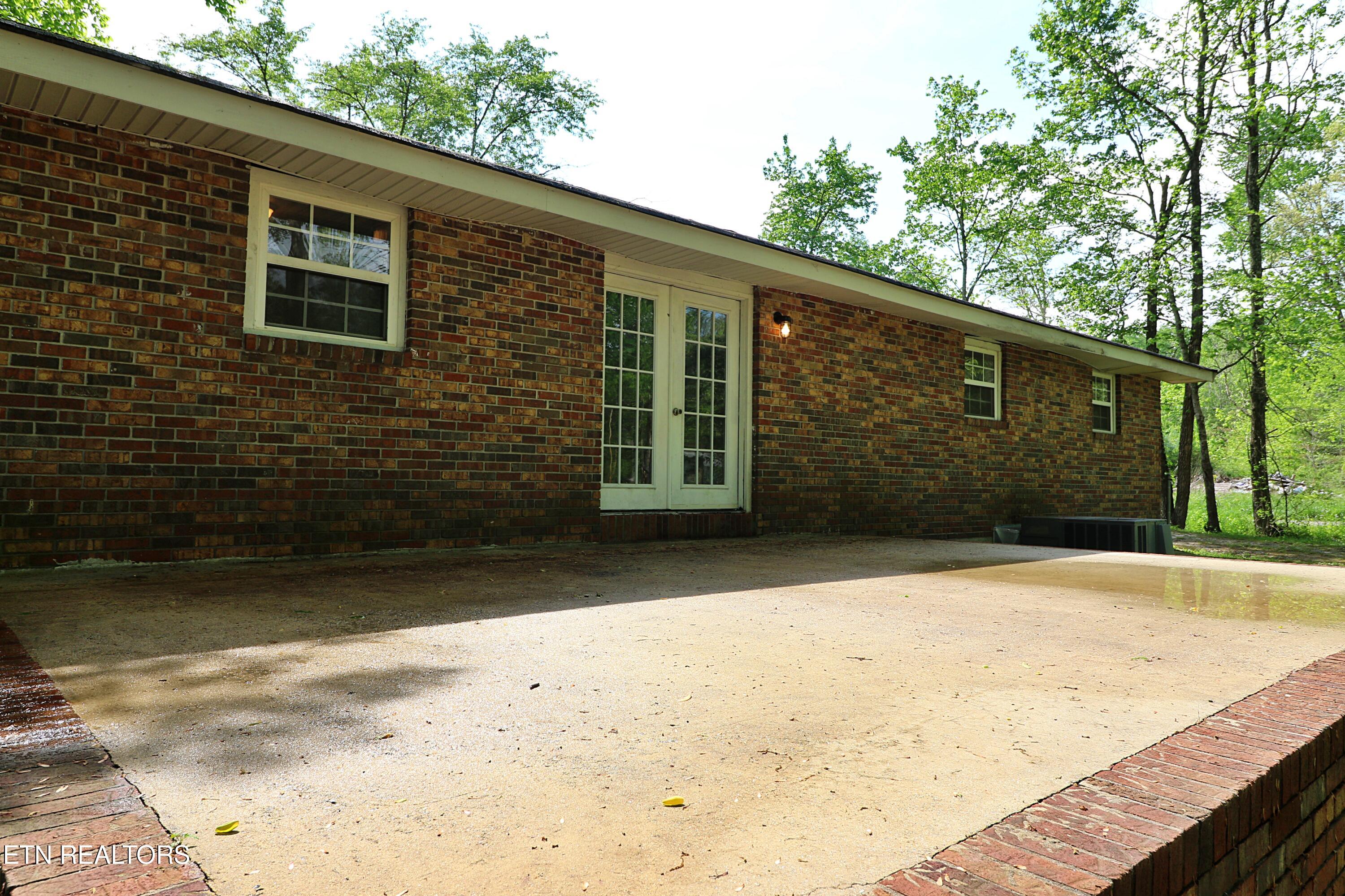 1793 Jeffers Road Huntsville, TN 37756 - Photo 16 of 48 094A0738