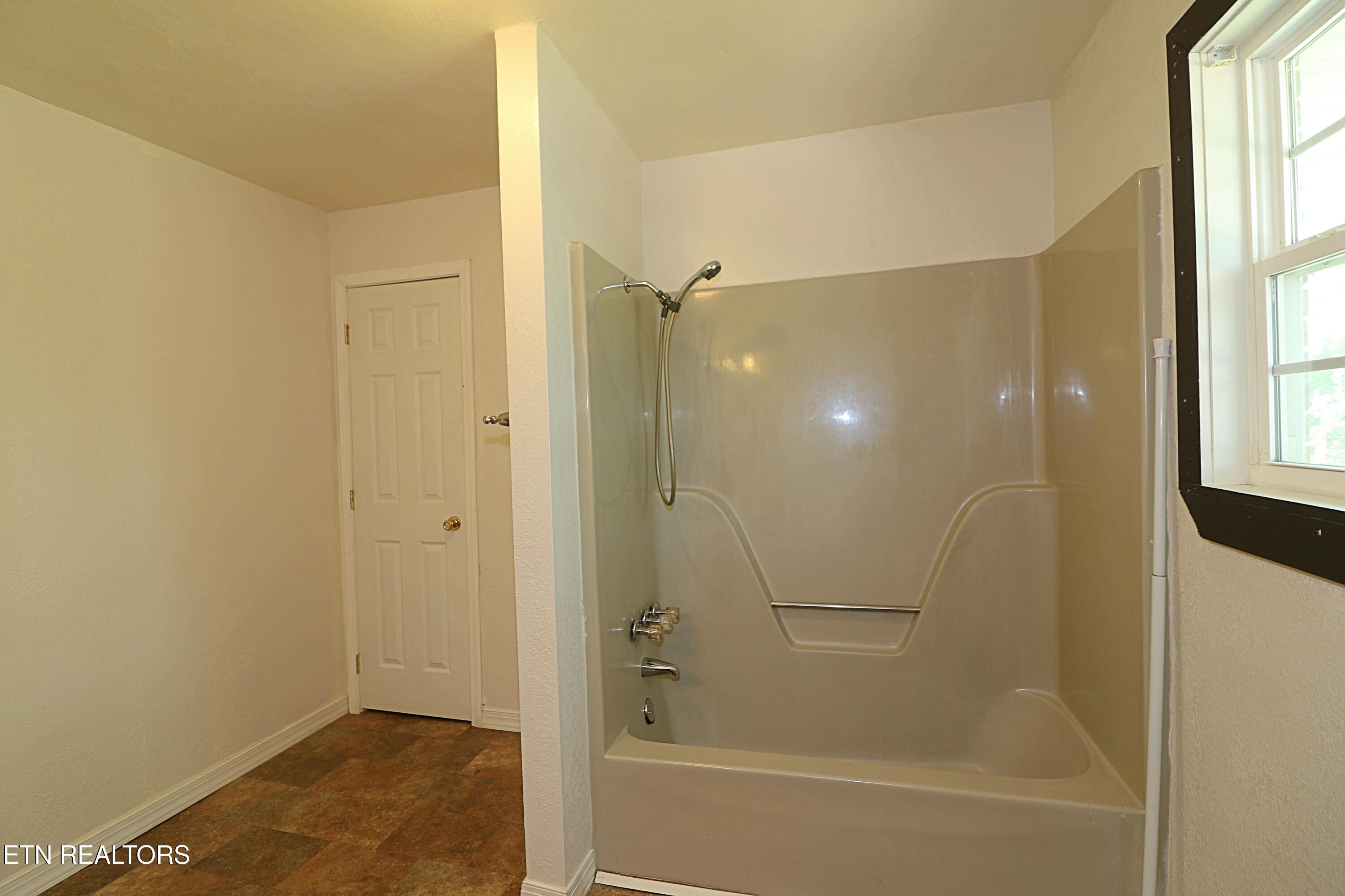 1793 Jeffers Road Huntsville, TN 37756 - Photo 22 of 48 094A0692