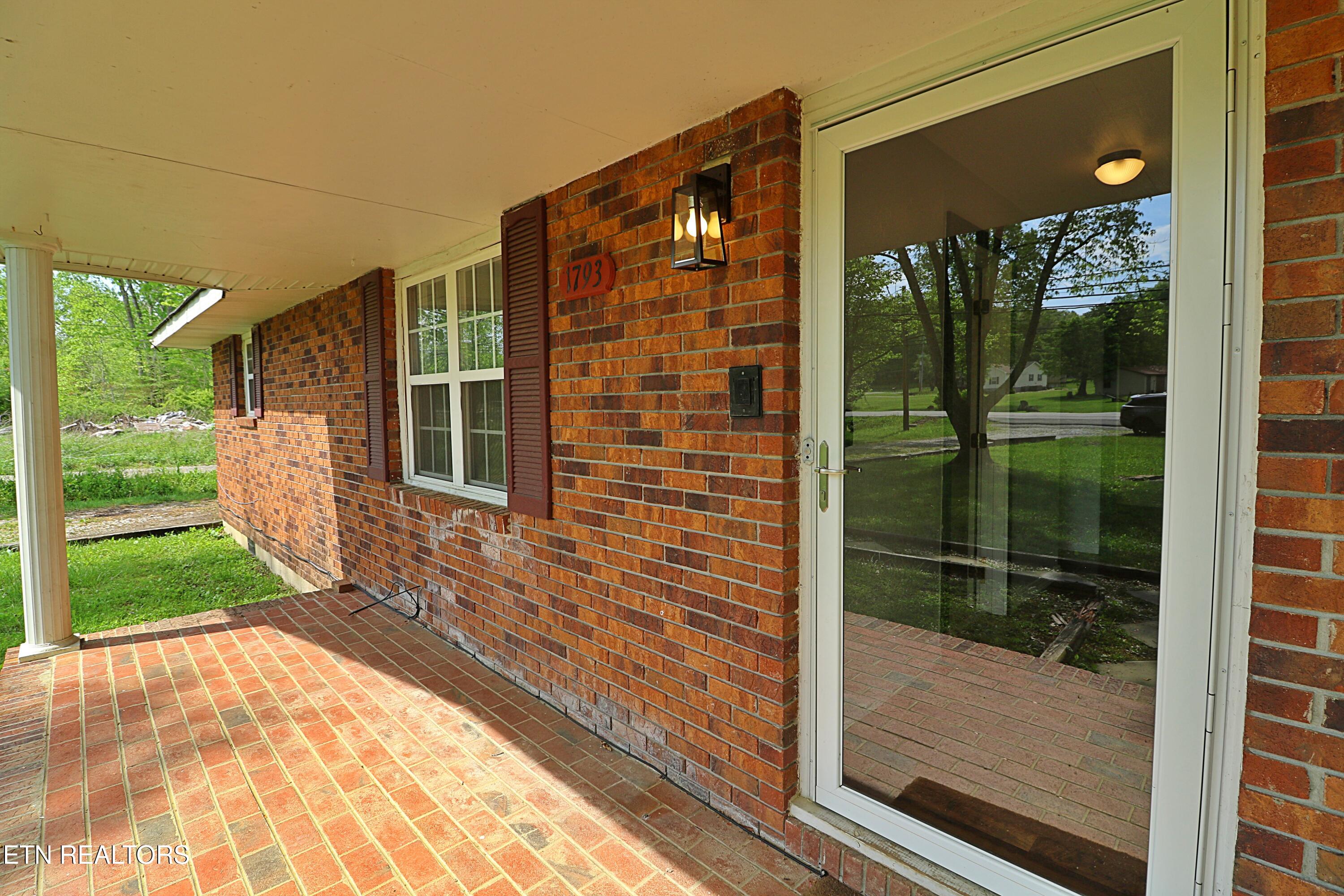 1793 Jeffers Road Huntsville, TN 37756 - Photo 3 of 48 094A0710