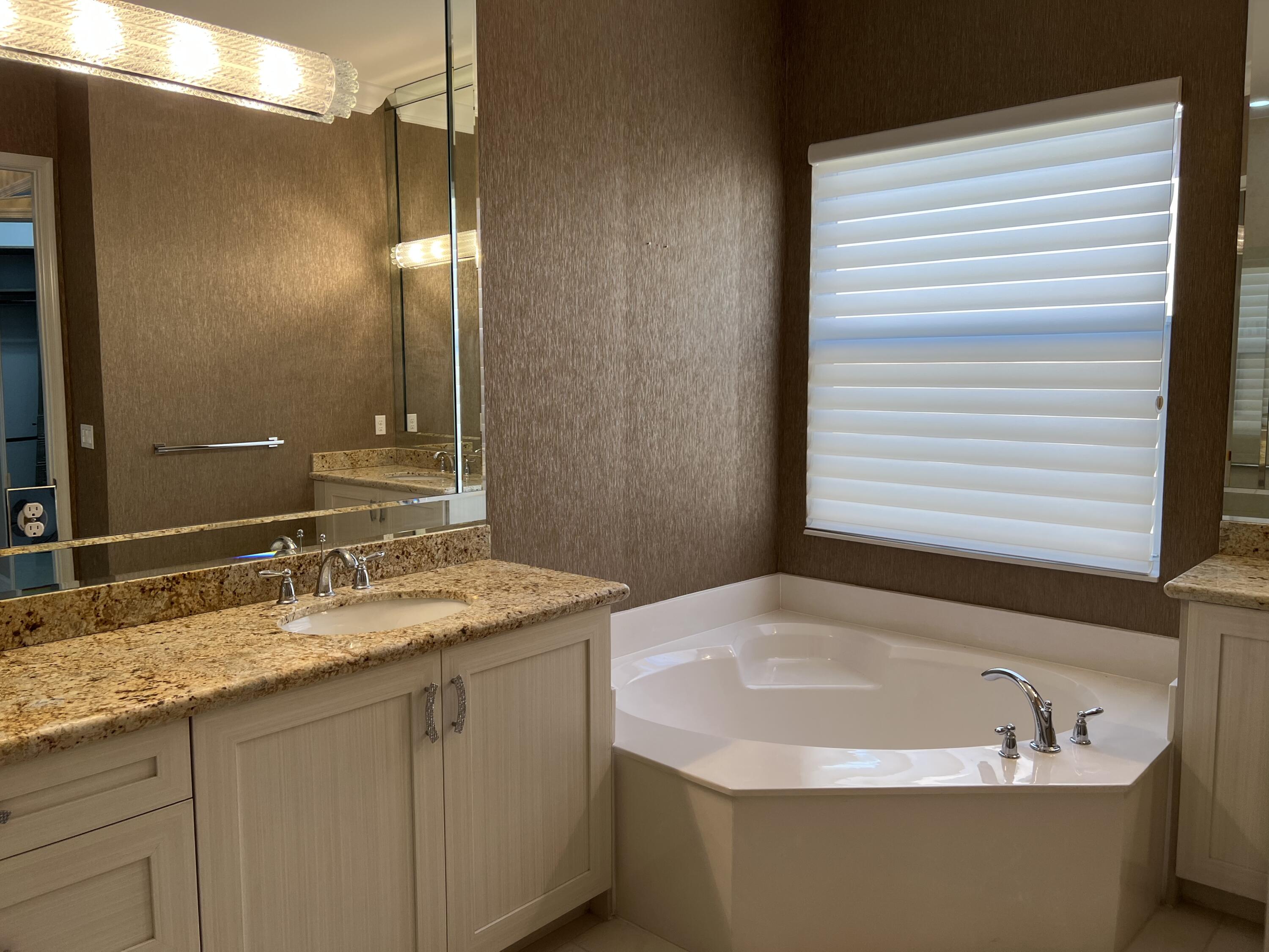 8375 Cloud Peak Drive Boynton Beach, FL 33473 - Photo 15 of 51 PRIMARY BATHROOM
