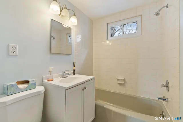 $299,000 | 10 School Street, Burlington, CT 06013