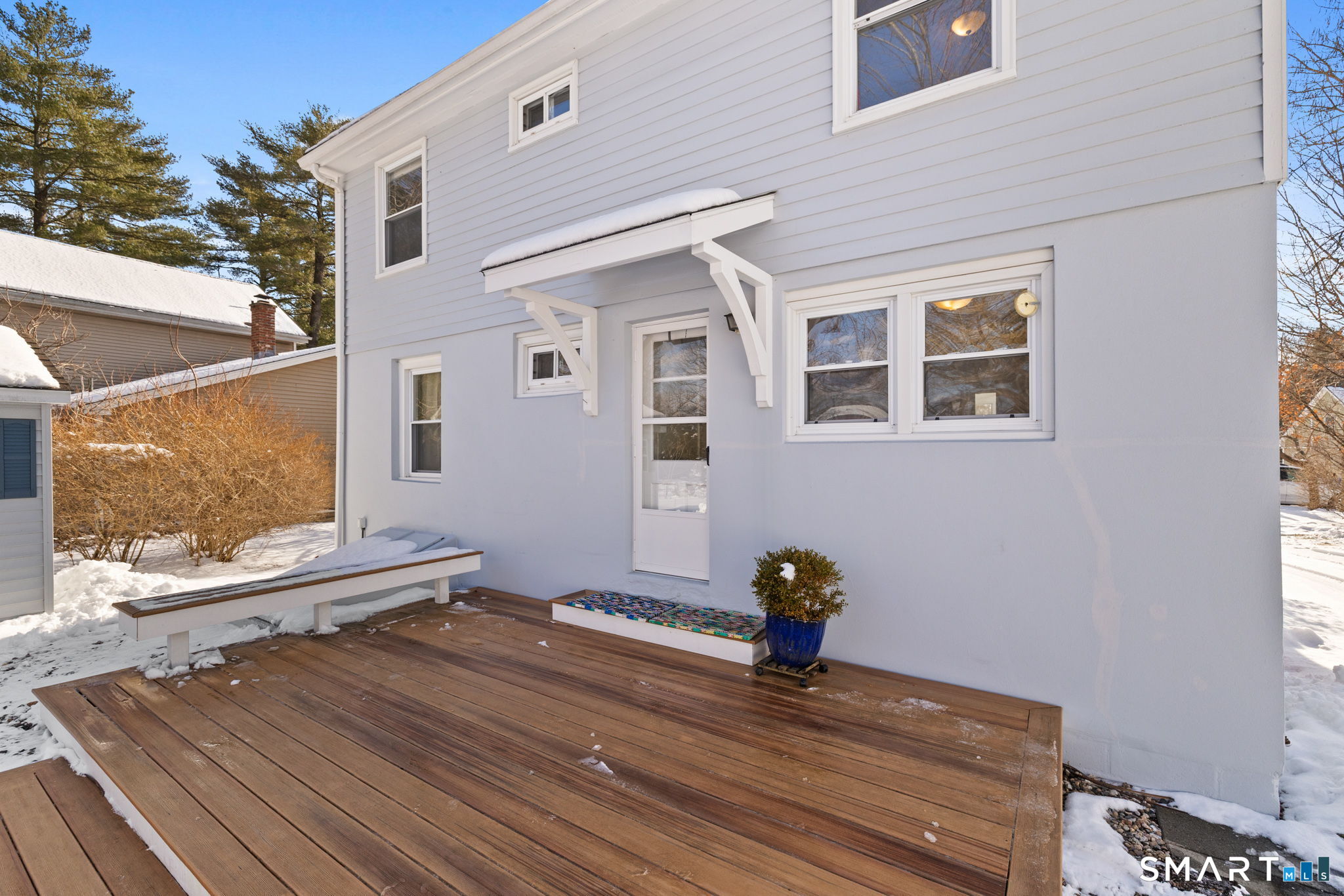 10 School Street Burlington, CT 06013 - Photo 5 of 35 a house view with a seating space