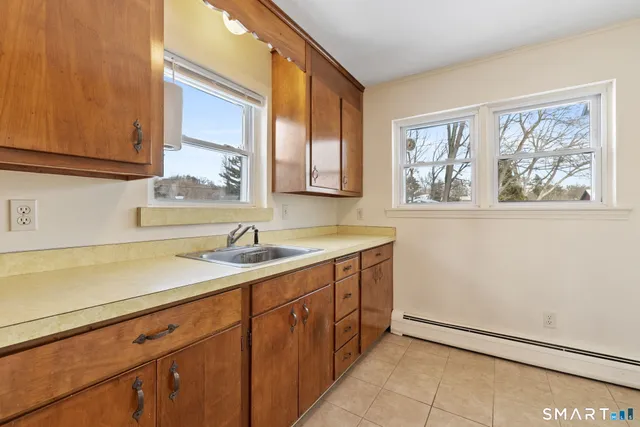 $299,000 | 10 School Street, Burlington, CT 06013