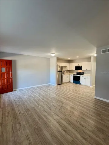 $1,600 | 2331 Finlandia Lane, Unit 49, Clearwater, FL 33763