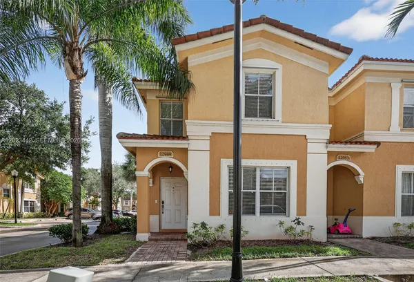 $394,000 | 12989 Southwest 30th Court, Unit 135, Miramar, FL 33027