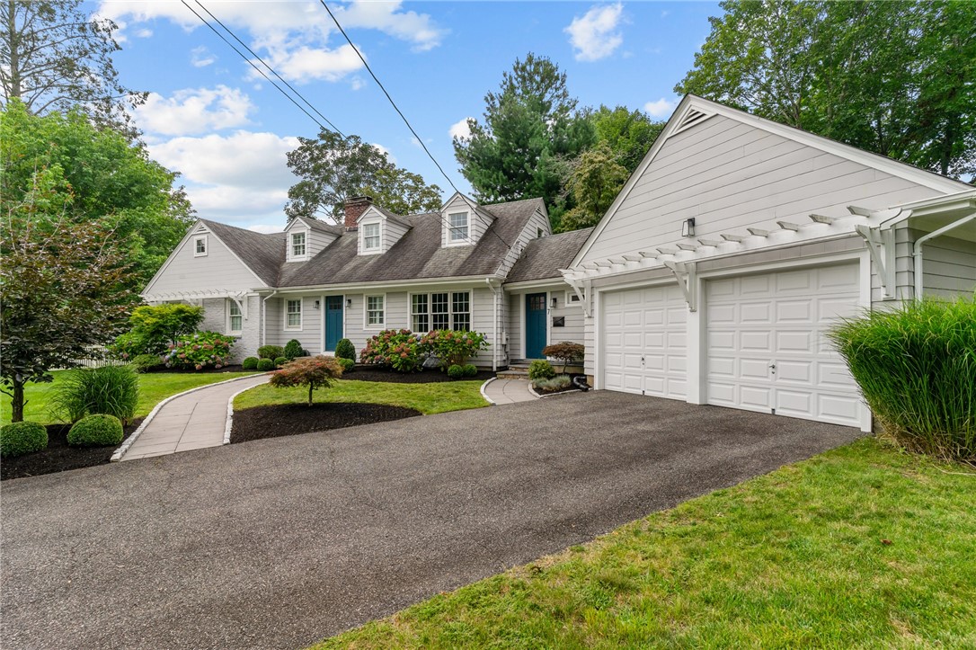 7 Lee Road Barrington, RI 02806 - Photo 2 of 33 Delightful curb appeal welcomes you in!